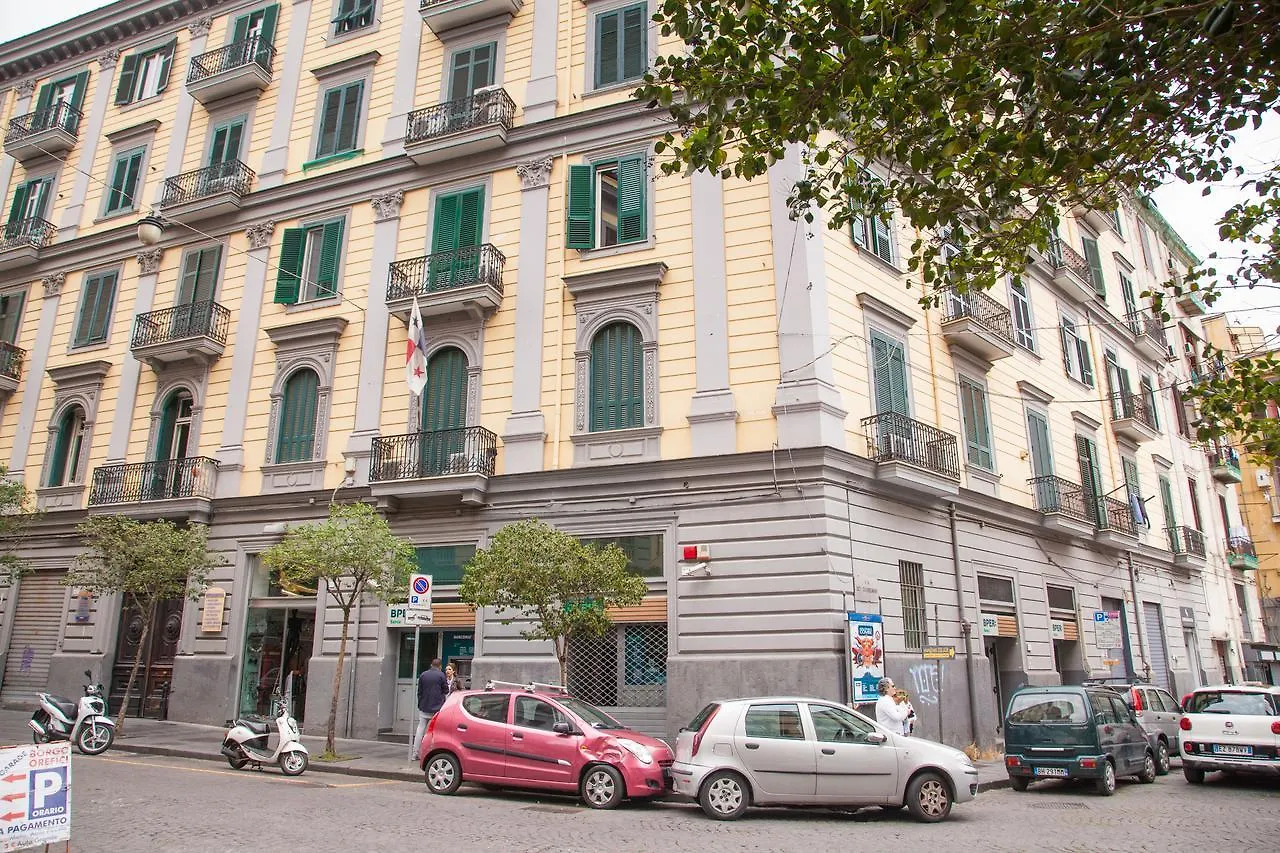 Bed & Breakfast Bed and Breakfast 319 Al Duomo Neapol